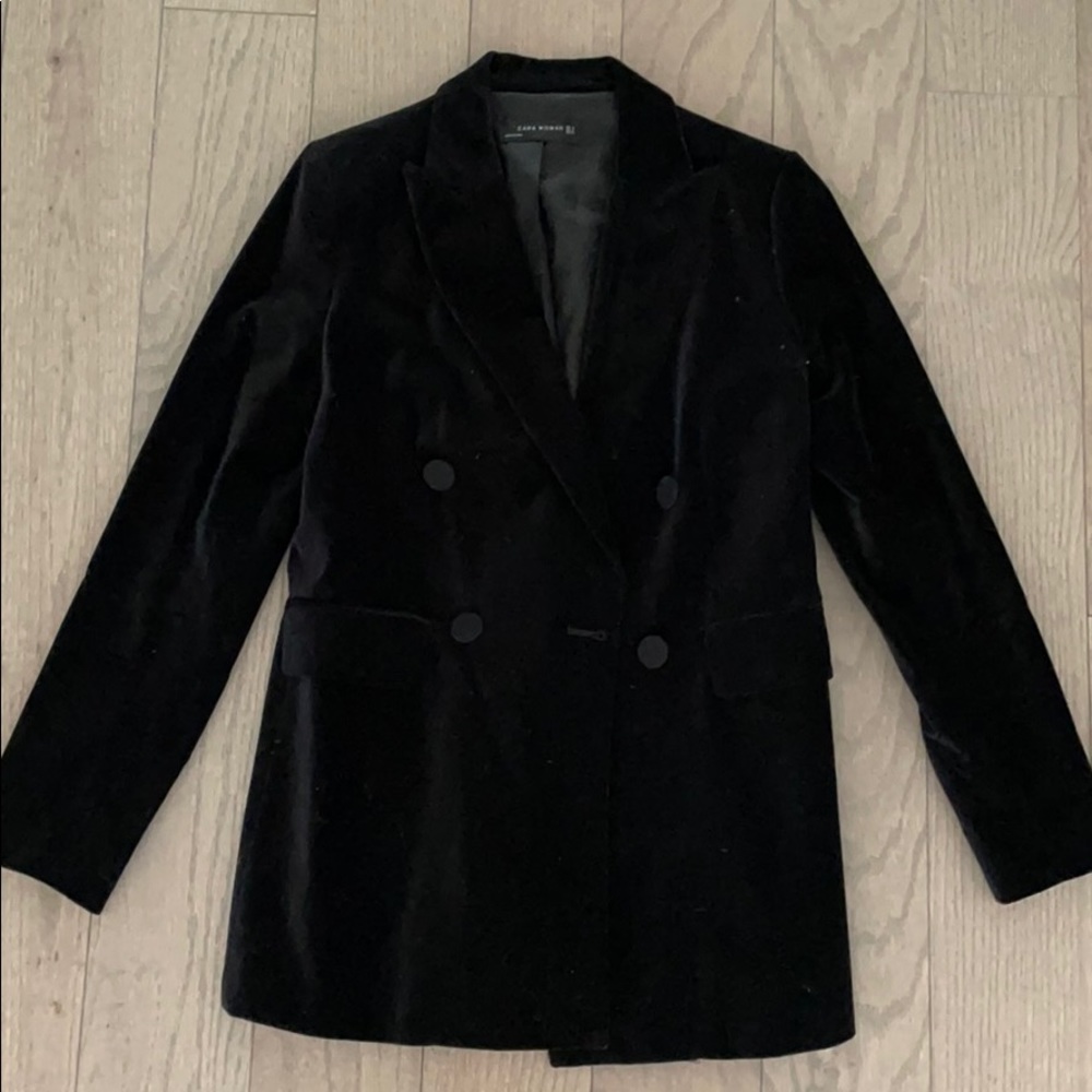 Black velvet blazer